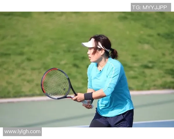 南京网球队在城市联赛积分榜上以67分稳居首位展现强劲实力